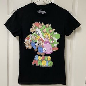 Super Mario and Friends Black Graphic T-Shirt Size Small